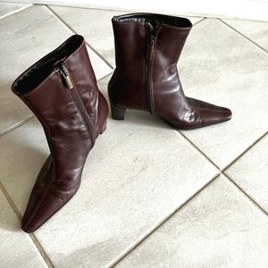 Vero Cuoio Brown Leather Booties Size 6